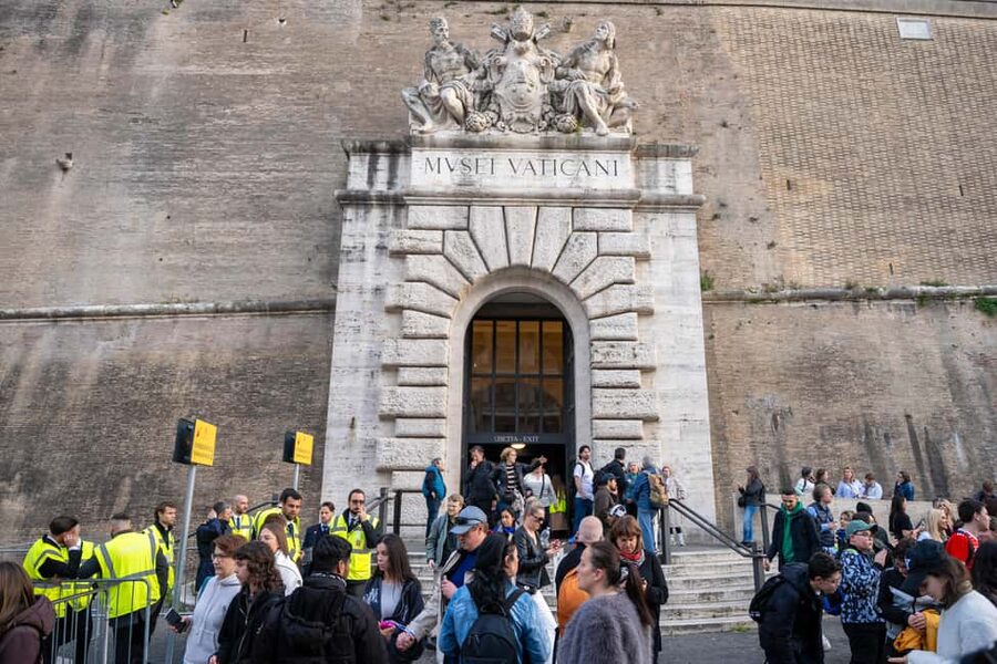Rome: Vatican Museums & Sistine Chapel Tour with Fast Entry - The Cabinet of the Masks