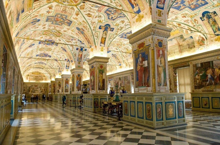 Rome: Vatican Museums Sistine Chapel with priority admission - Why the self-guided format works