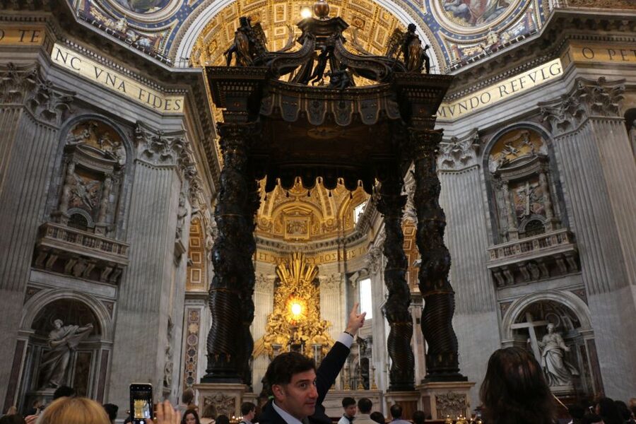 Rome: Vatican Museums & St. Peter's Basilica with Dome Climb - Climbing St. Peter’s Dome in the morning