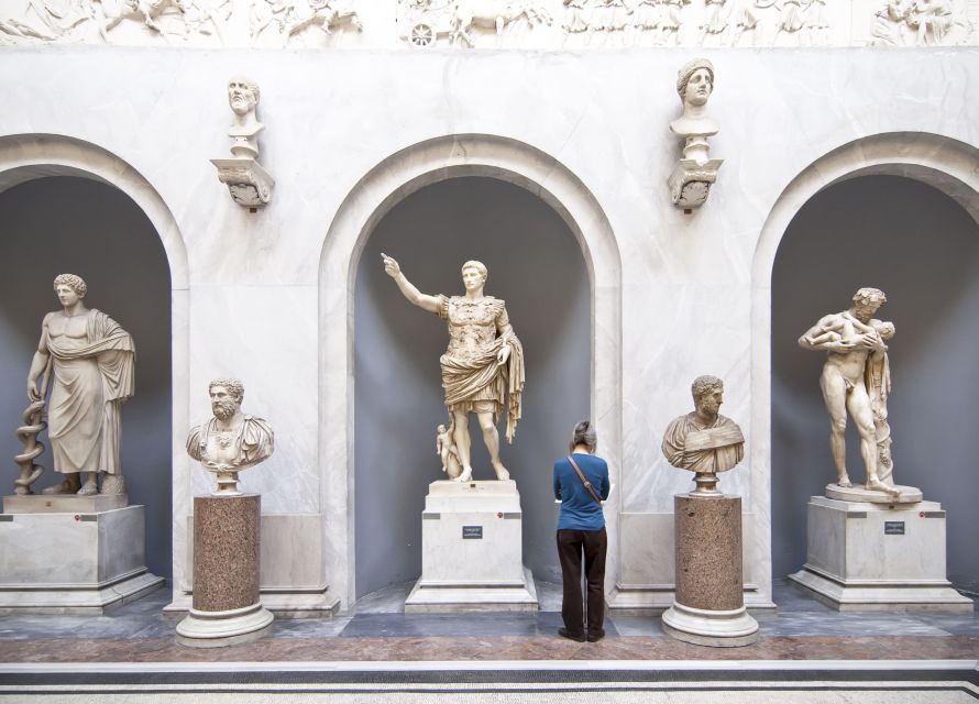 Rome: Vatican Pass, Top Attractions and Free Transport - Visiting the Vatican Museums and Sistine Chapel