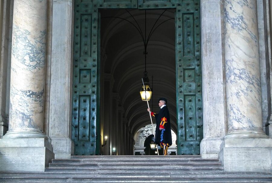 Rome: Vatican & Sistine Chapel Tour + Optional Colosseum - Adding the Colosseum for a full Roman day