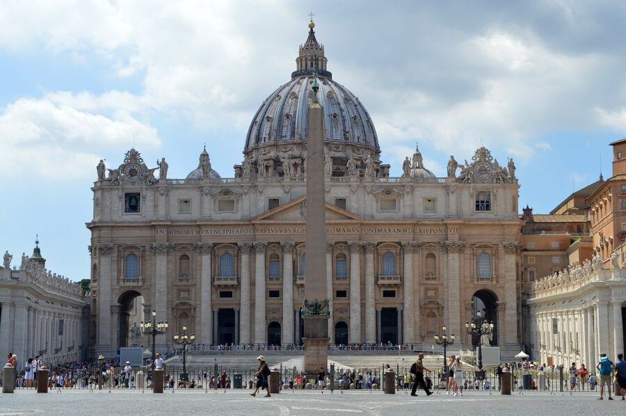 Rome: Vatican & Sistine Chapel Tour + Optional Colosseum - The Sistine Chapel, the quiet finale