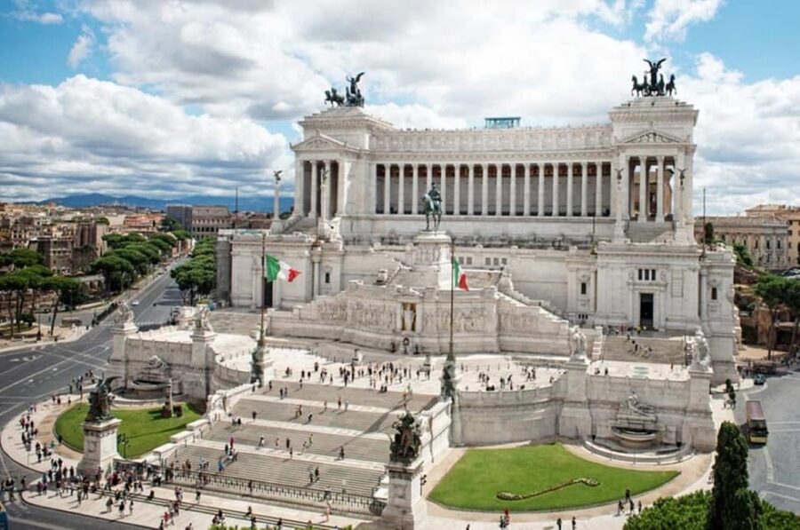 Rome: Vittoriano with Rooftop & Palazzo Venezia Hosted Entry - Why the Vittoriano rooftop earns a place in your Rome plans