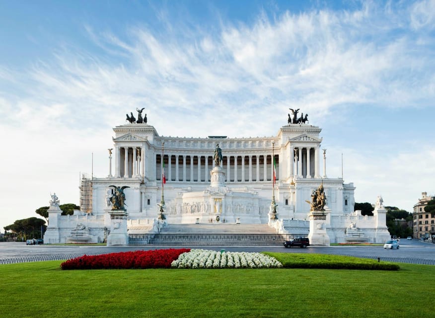 Rome: Vittoriano with Rooftop & Palazzo Venezia Hosted Entry - The elevator ride to Rome’s panoramic terrace