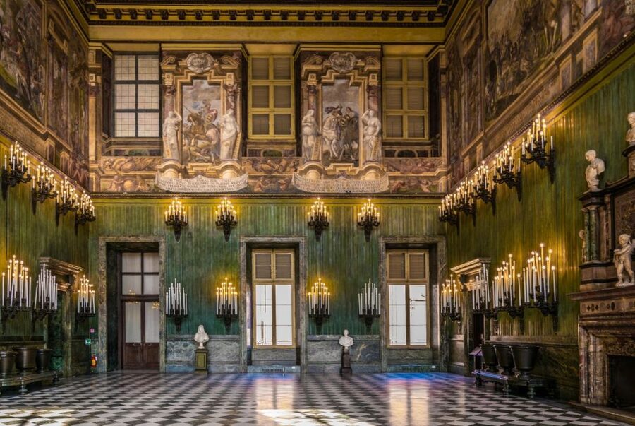 Royal Palace of Turin Skip-the-Line Ticket and Guided Tour - The Chapel of the Holy Shroud