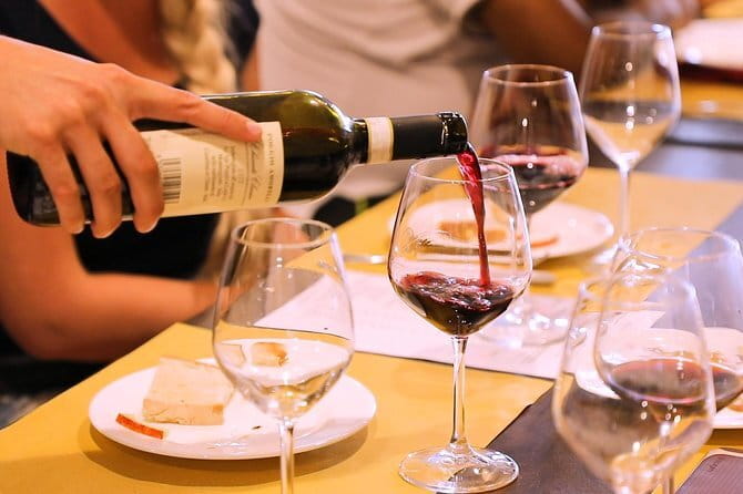 San Gimignano, Siena, Monteriggioni, Chianti Day Trip with Lunch & Wine Tasting - Leaving Florence for the Tuscan hills