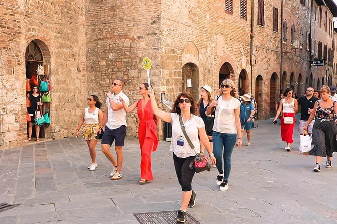 San Gimignano, Siena, Monteriggioni, Chianti Day Trip with Lunch & Wine Tasting - Siena, from Piazza Salimbeni to the Duomo