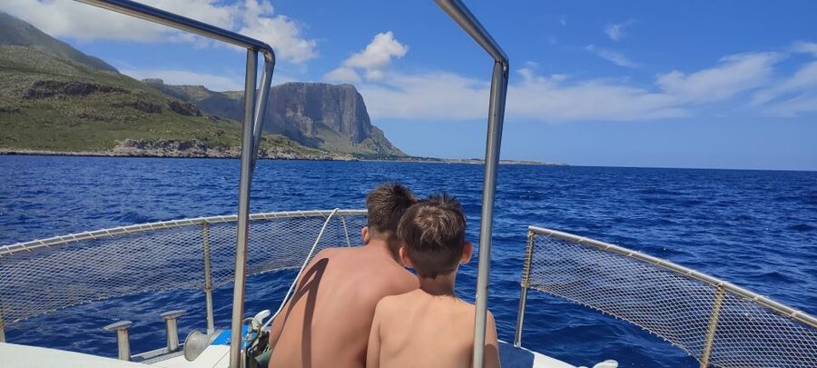San Vito Lo Capo: Boat Trip with 3 Swimming Stops and Snacks - Sicilian snacks, pane cunzato, and wine
