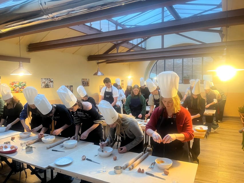 Siena: Pasta and Tiramisu Cooking Class with Wine - From flour to three pasta doughs