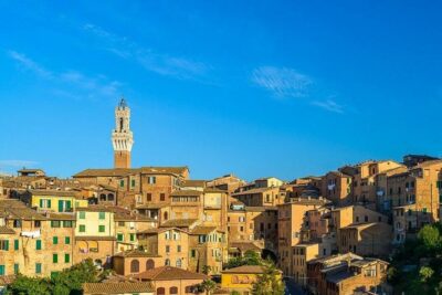 Walking Tour and Skip-the-Line Duomo Tickets