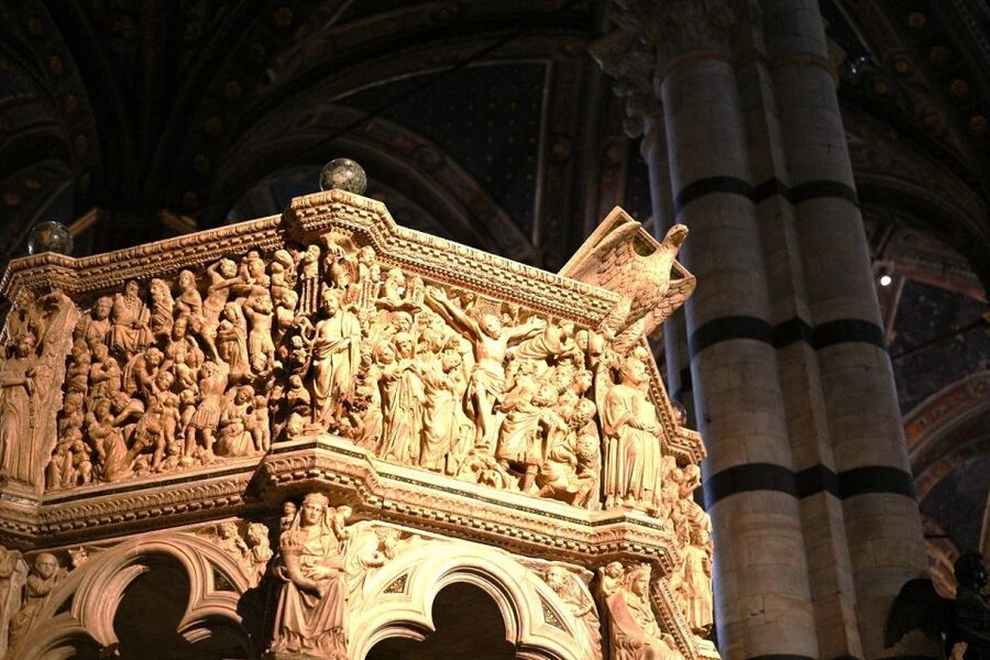 Siena Walking Tour with Cathedral and Crypt & Museum Option - Language, timing, and dress rules