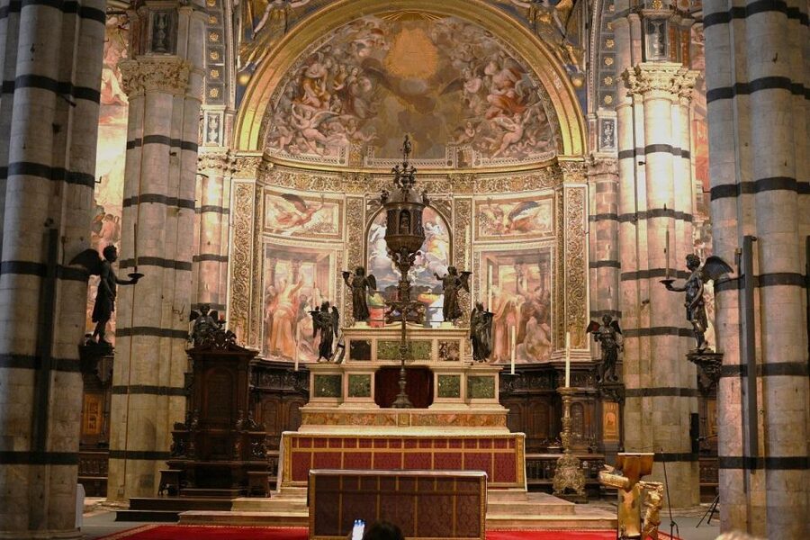 Siena Walking Tour with Cathedral and Crypt & Museum Option - A smart introduction to Siena’s medieval core