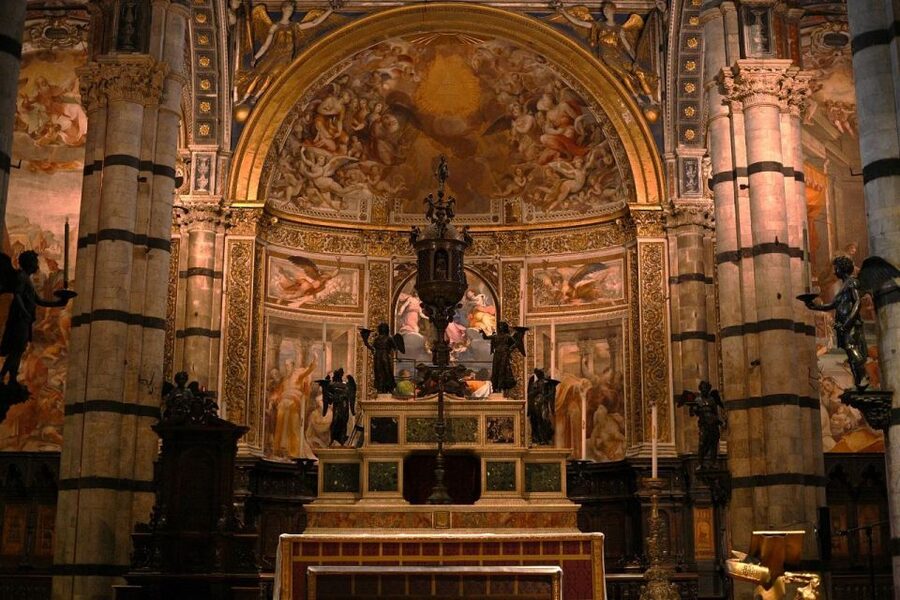 Siena Walking Tour with Cathedral and Crypt & Museum Option - Entering Siena Cathedral with priority access