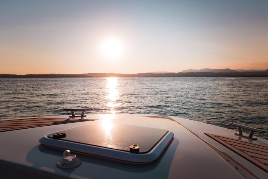 Sirmione: Sunset Boat Cruise with Local Wine - Group cruise or private boat?