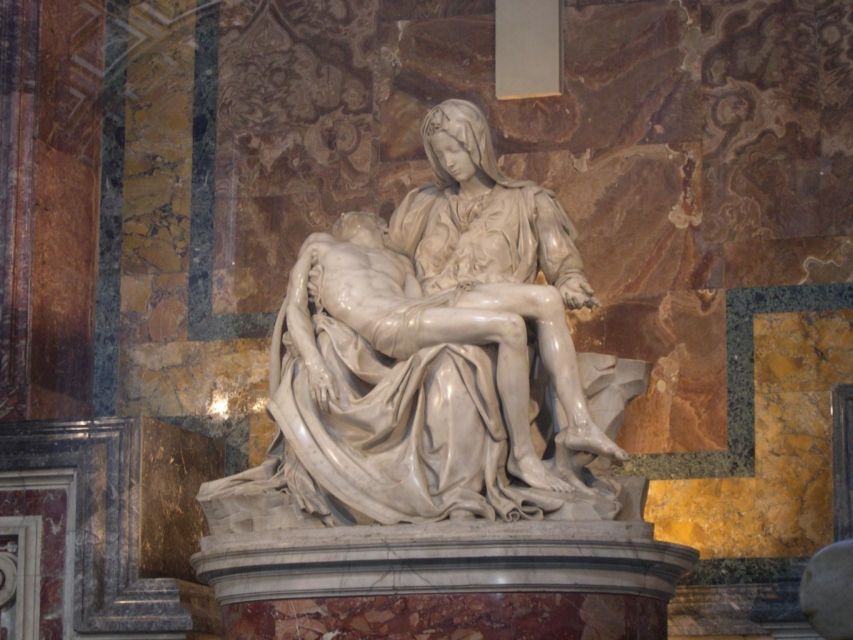 Sistine Chapel and Vatican Museums Skip-the-line Ticket - The first galleries: courtyards, maps, and classical sculpture