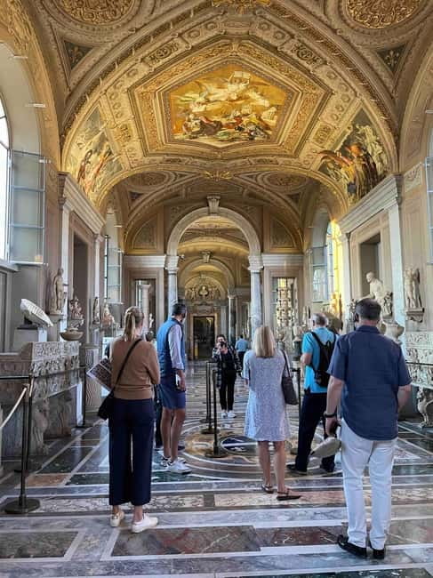 Sistine Chapel and Vatican Museums Small Group Tour - The Gallery of Maps and the old view of the world