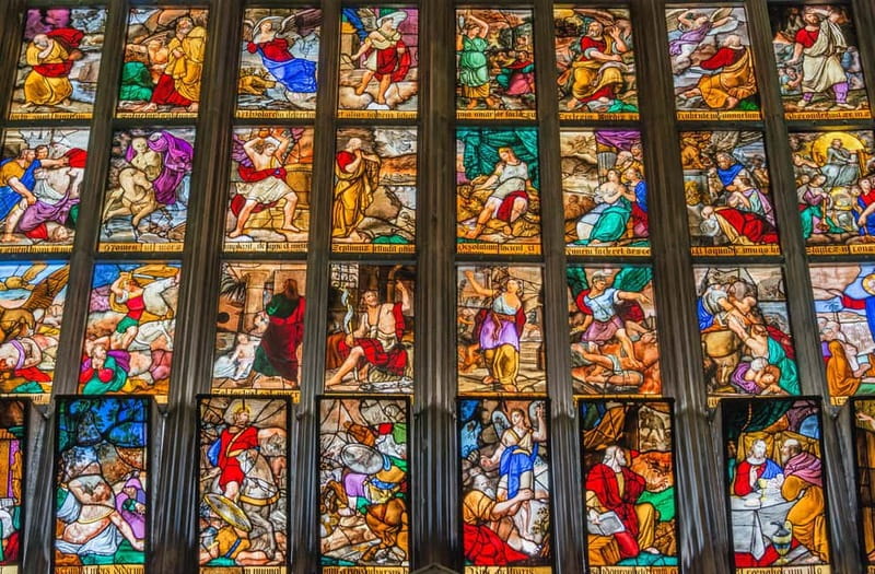 Skip-the-Line Duomo & La Scala Museum Tour + Hop On Hop Off - The Galleria Vittorio Emanuele II links music and faith