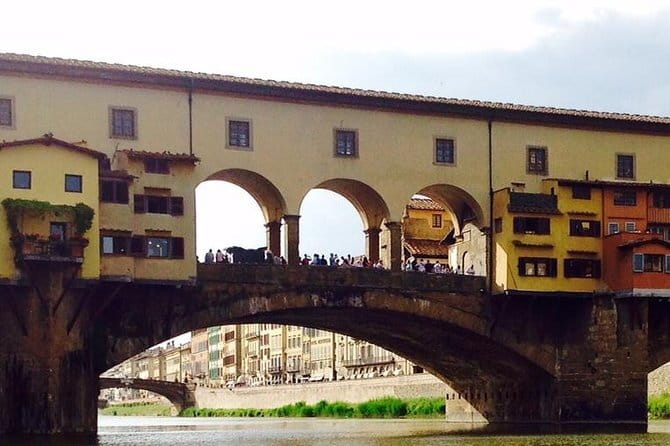 Skip-the-Line Florence Highlights and David Walking Tour - Piazza della Repubblica and Palazzo Strozzi