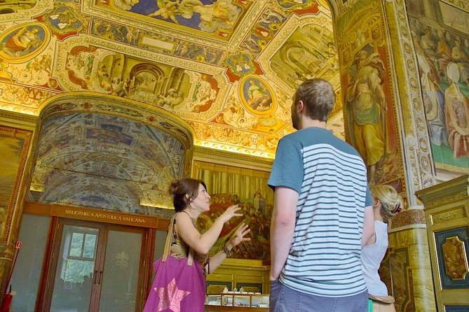 Skip-the-Line Vatican, Sistine Chapel & St. Peter's | Small Group - St. Peter’s Square and the tour’s endpoint