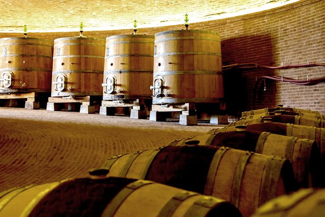 Small-Group Brunello di Montalcino Wine-Tasting Trip from Siena - Guides make or break a long wine tour