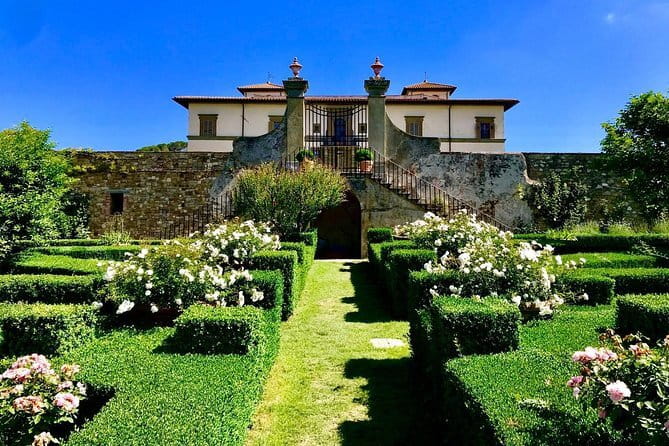 SMALL-GROUP Wine Safaris: Tuscan Wine Tasting Tours from Florence - Full-day Chianti Classico: villas, cellars, and Sangiovese