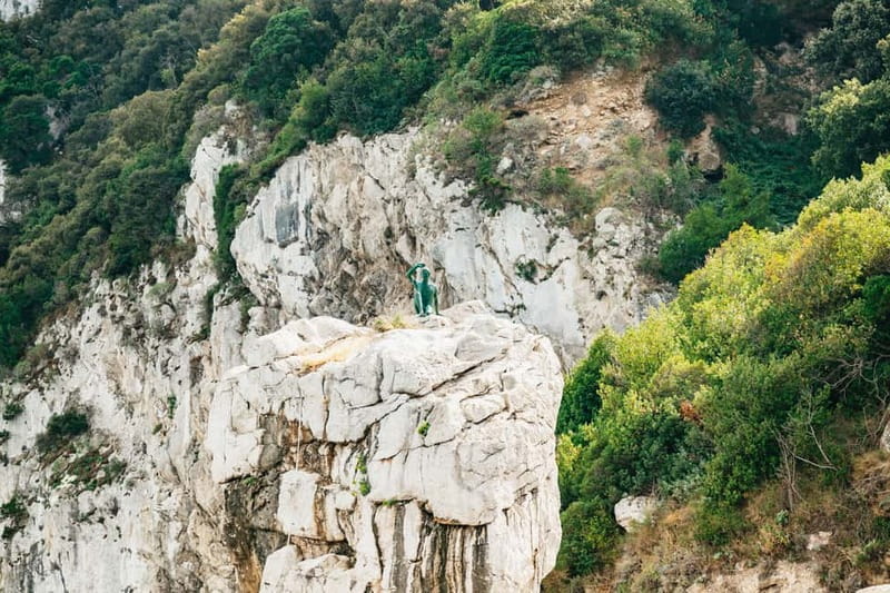 Sorrento: Coast and Capri Boat Trip with Limoncello Tasting - Timing, weather, and the best season