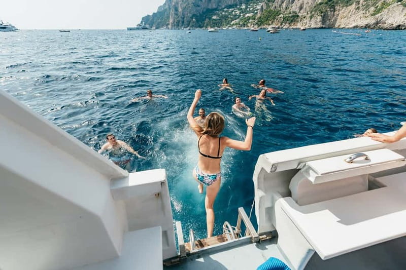 Sorrento: Coast and Capri Boat Trip with Limoncello Tasting - The ride across the Gulf of Naples