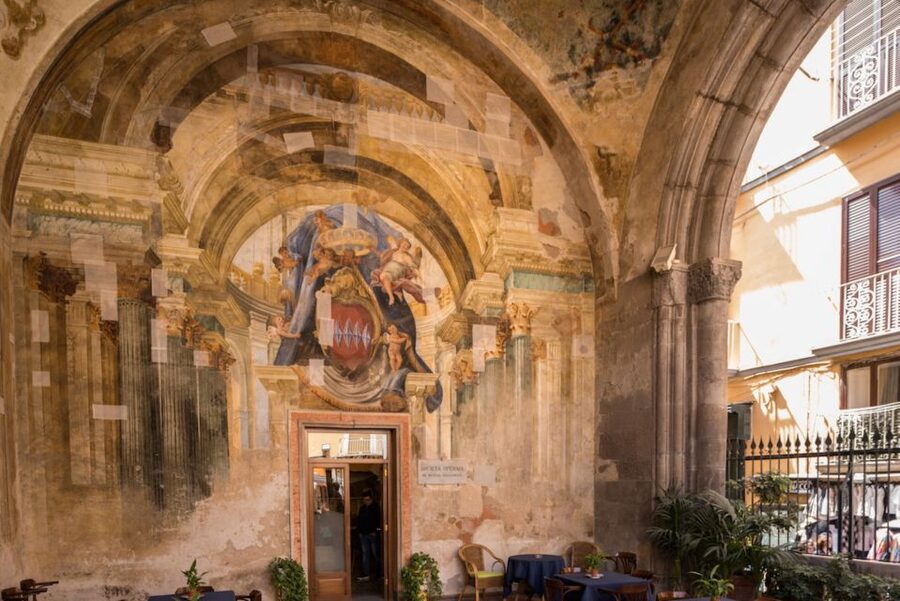 Sorrento: Guided Walking Tour & Limoncello Tasting - Sant’Antonino Square and the Franciscan cloister