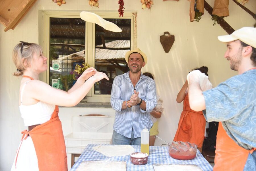 Sorrento: Pizza Lesson, Wine, and Limoncello at a Local Farm - The 20-minute ride up from central Sorrento