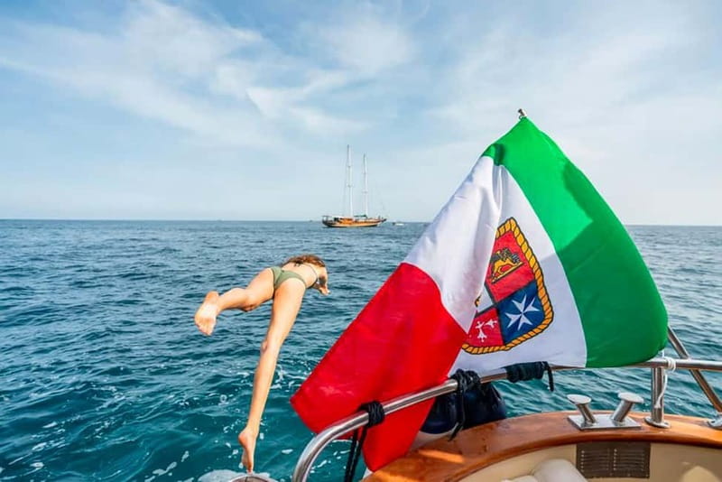 Sorrento: Positano & Amalfi Coast Small-Group Boat Tour - Why a boat is the smart way to see this coast
