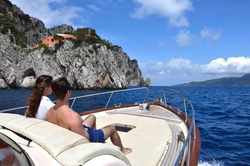 Sorrento: Positano & Amalfi Coast Small-Group Boat Tour - Positano: 75 minutes in the postcard town