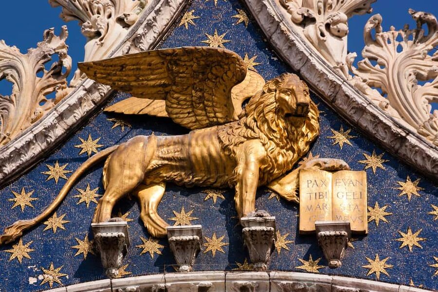 St Mark's Basilica and Doge's Palace Priority Entry Ticket - Entering St. Mark’s Basilica