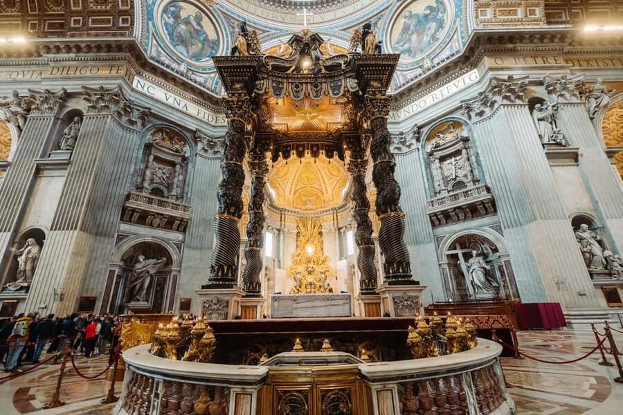 St. Peter’s Basilica Priority Access Tour with Dome & Crypt - Dress, identification, and physical demands