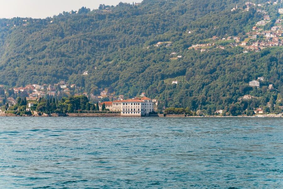 Stresa: 3 Borromean Islands Hop-On Hop-Off Boat Tour - Isola Bella: the grand finale