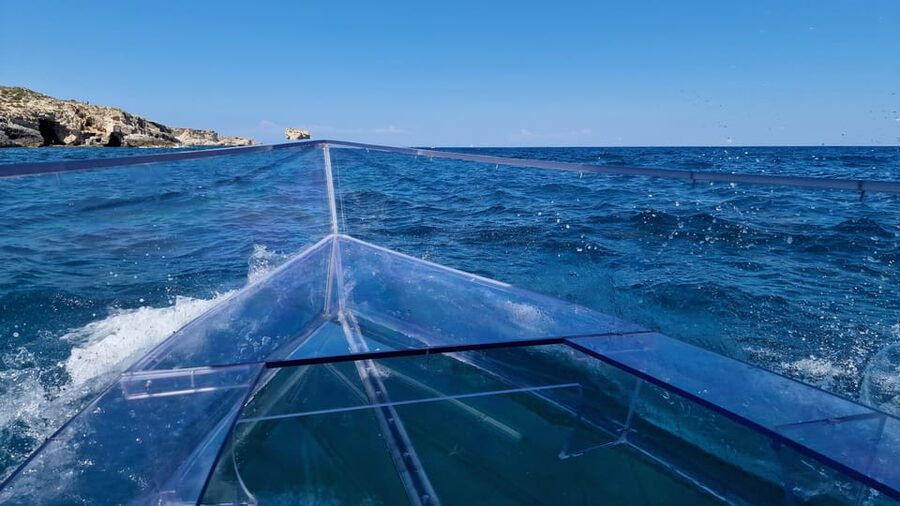 Syracuse: Coast and Sea Caves Full Transparent Boat Tour - The swimming stop and underwater photo