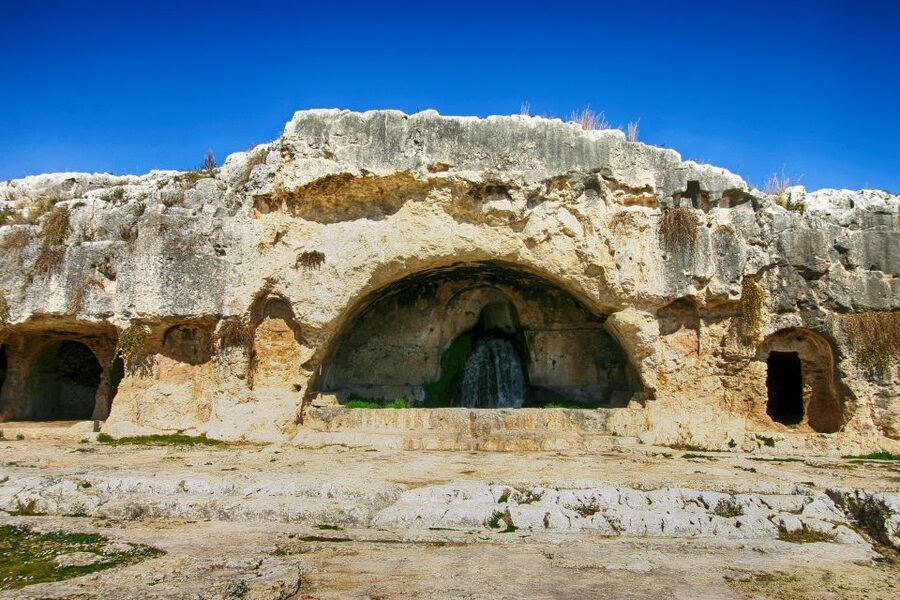 Syracuse: Neapolis Archaeological Park Small Group Tour - The guide makes the largest difference