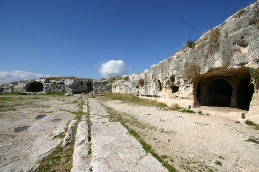 Syracuse: Neapolis Archaeological Park Small Group Tour - Group size, language, and timing