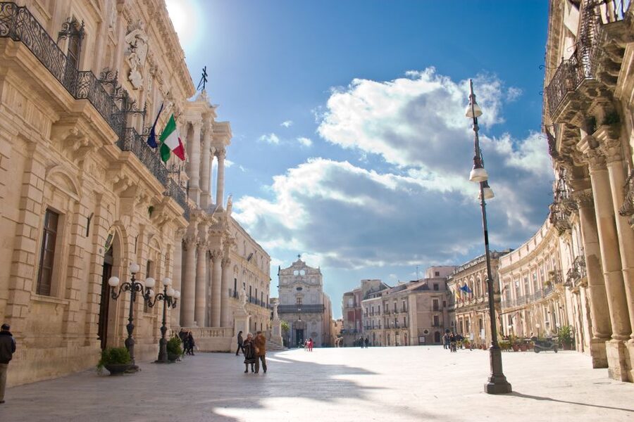 Syracuse: Ortigia Private Walking Tour - The Guides and Language Choices