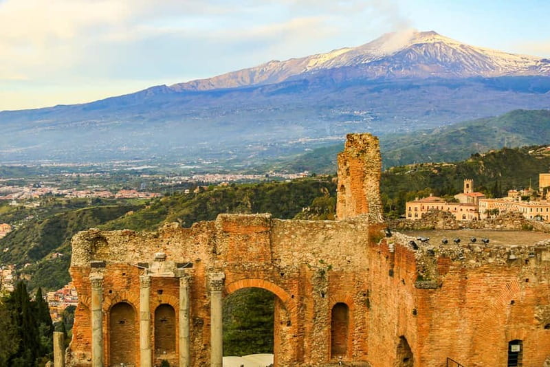 Taormina: Ancient Theater Skip-the-Line Ticket & Audio Guide - The ticket line, the box office, and security