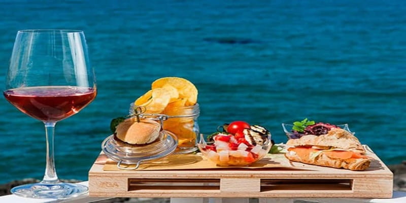 Taormina: Boat Tour with Aperitif on Isola Bella - Isola Bella and the swimming stop