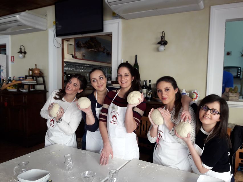 Taormina: Half-Day Pizza Making Class - Meeting at Porta Messina in Taormina