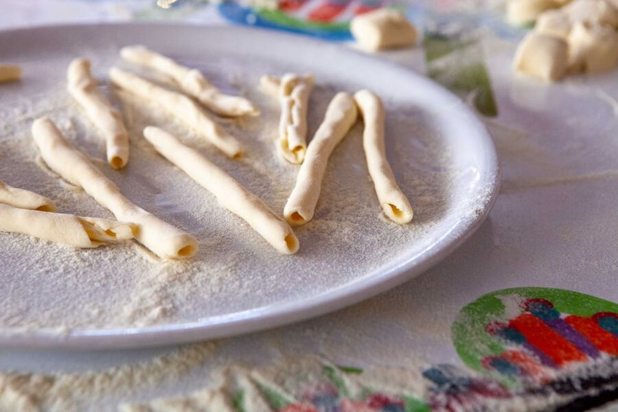 Taormina: Sicilian Cooking Class & Market Tour - Coffee, recipes, and the move into the kitchen