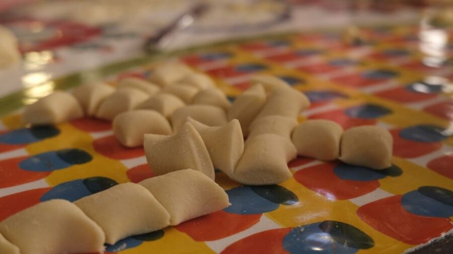 Taormina: Sicilian Cooking Class & Market Tour - Sit down for the lunch you helped create