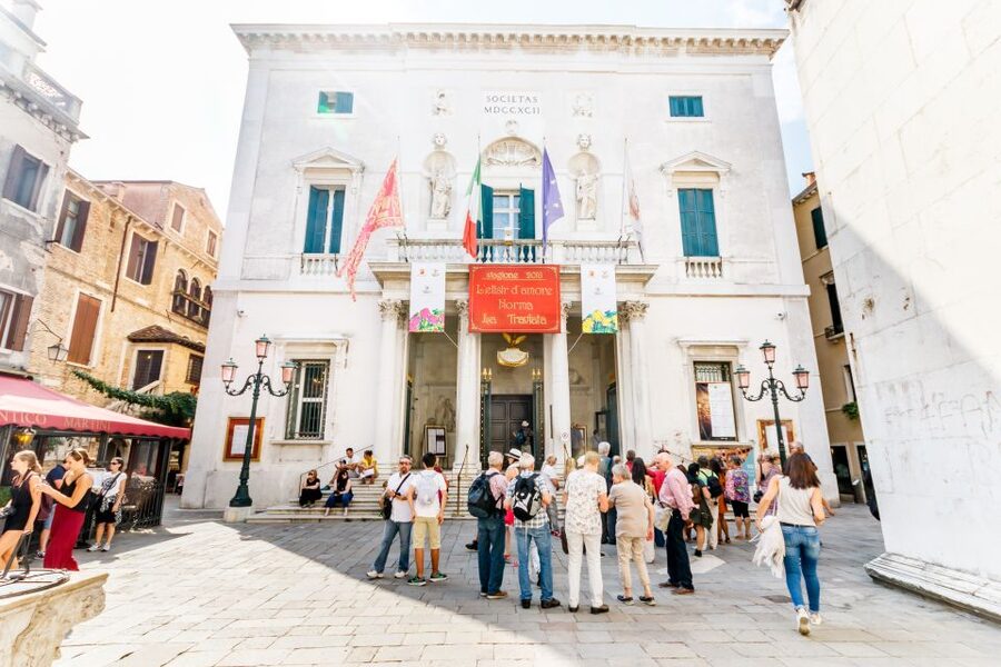 The Majestic Teatro La Fenice: Guided Tour in Venice - Teatro La Fenice tour: key points