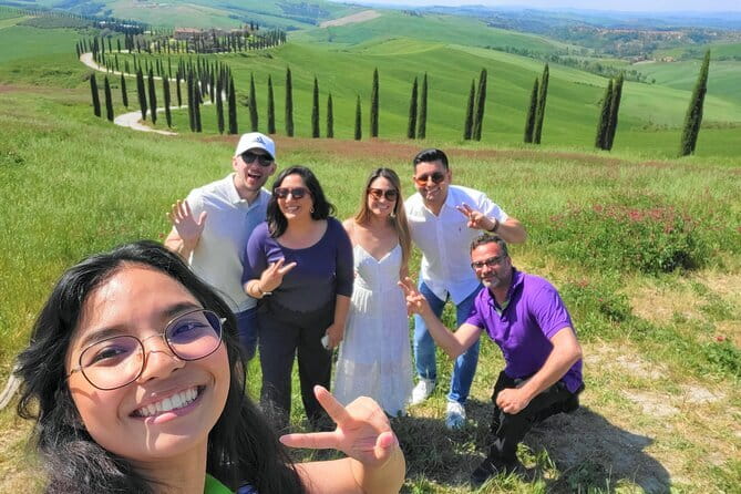 Tipsy Tour: Guided Bar Crawl In Florence with Dark History - Santa Croce, local stories, and the final cocktail
