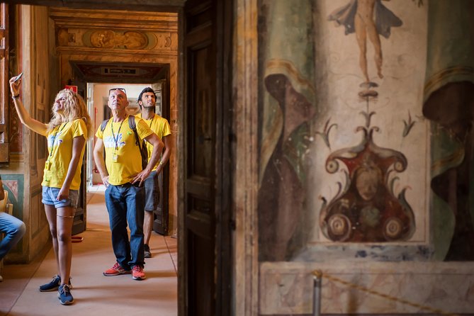 Tivoli Full Day Trip from Rome: Hadrian's Villa and Villa D'Este - The guide can make or break the day