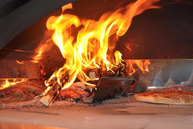 Toss, Bake, Cheers! - Sorrento Pizza Making Class with Wine - Tiramisu and the social side of the meal