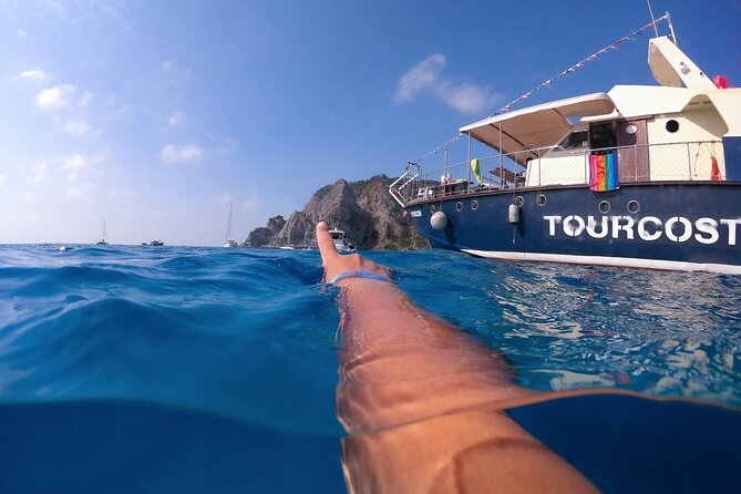 Tour of the Costa degli Dei by boat, 3 hours with aperitif included - Formicoli and the submerged Porto Erculis