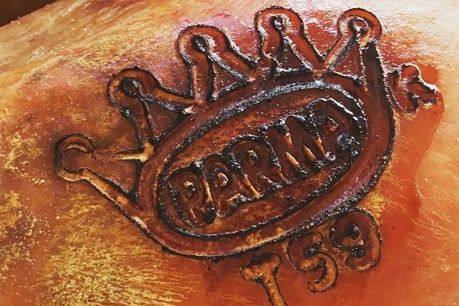 Tour Parmigiano Reggiano dairy and Parma ham - Timing, transport, and the strict arrival rule