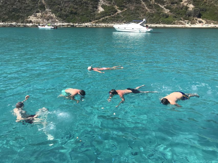 Tropea: Capo Vaticano Boat Trip with Snorkeling & Drink - The guides shape the experience